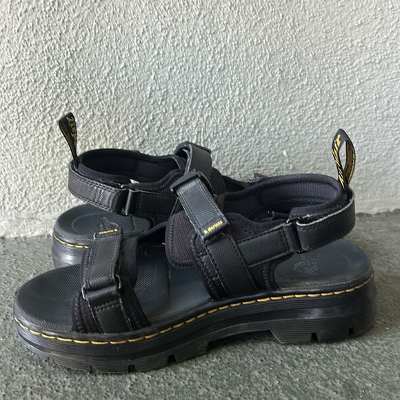 Dr. Martens Black Forster Sandals Size 7 Men's 8 Women's Gorpcore Grunge Goth - Picture 6 of 9